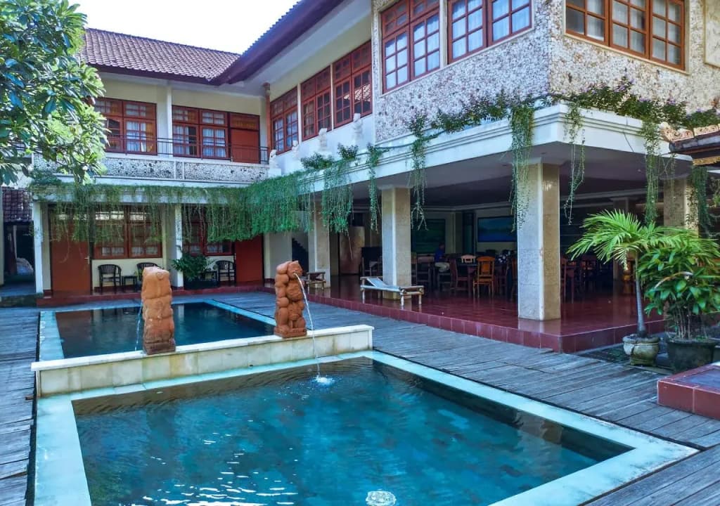 Catur Adi Putra Hotel - photo 14