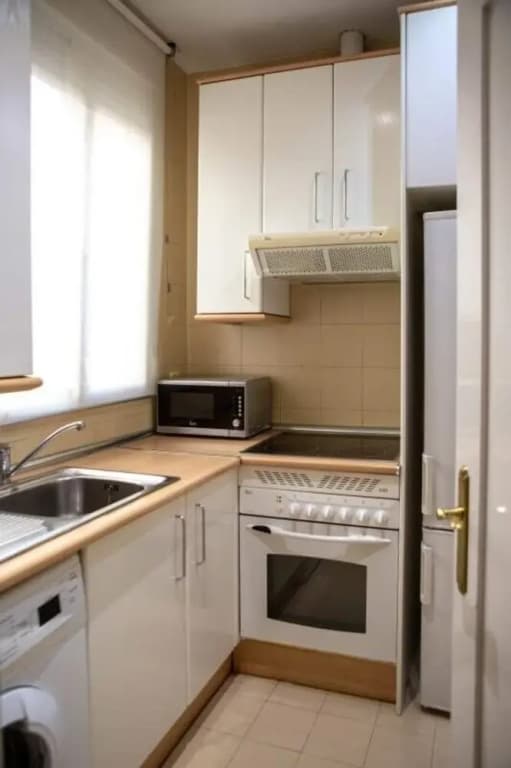Modern and chic 1 Bed Apt at Madrid Centre - photo 13