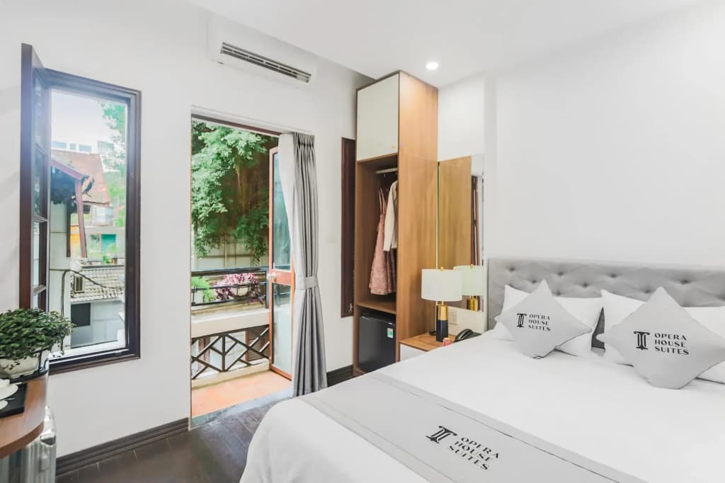 Opera House Suites - photo 3