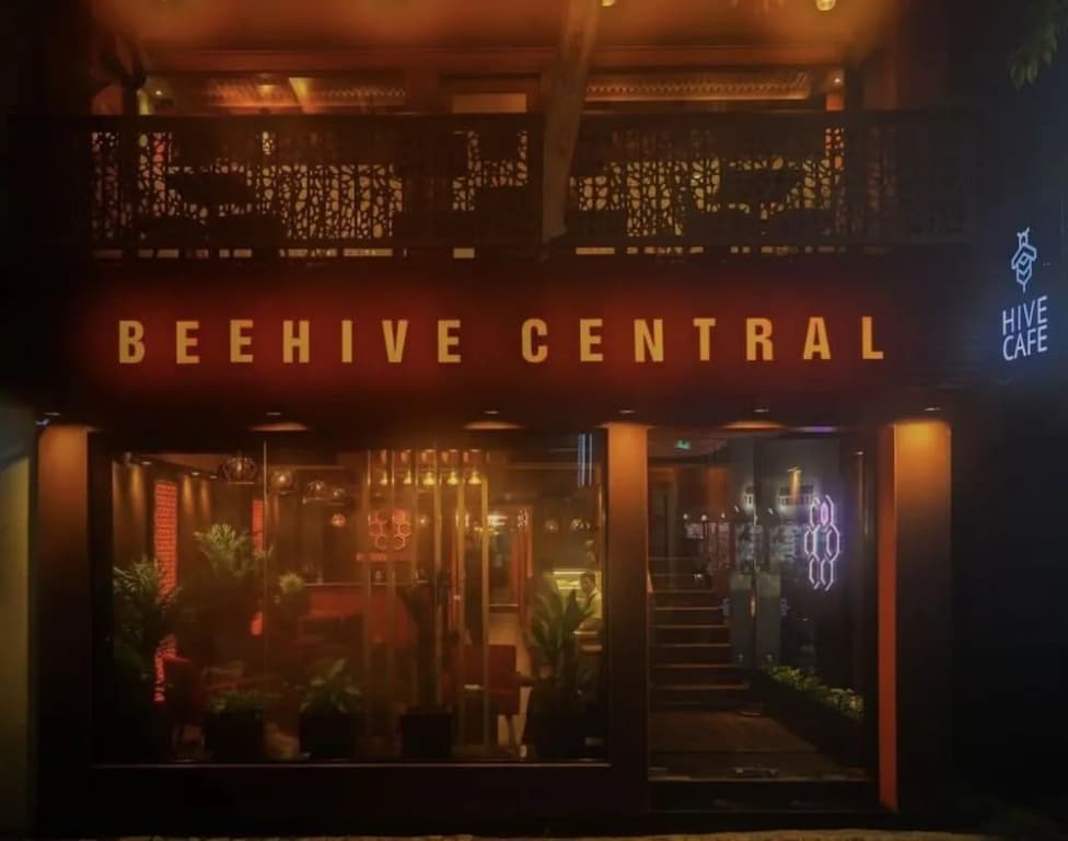 Beehive Central Hotel - main photo