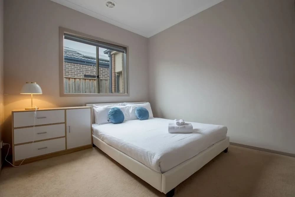 Gorgeous 4BR Home in Point Cook - photo 14
