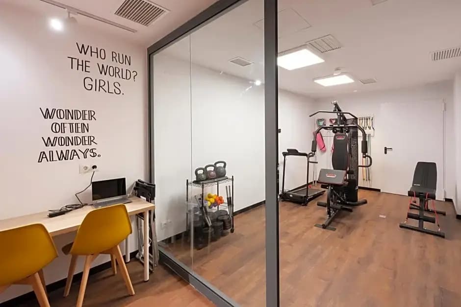 Hostelle Women Only Hostel Barcelona - photo 14