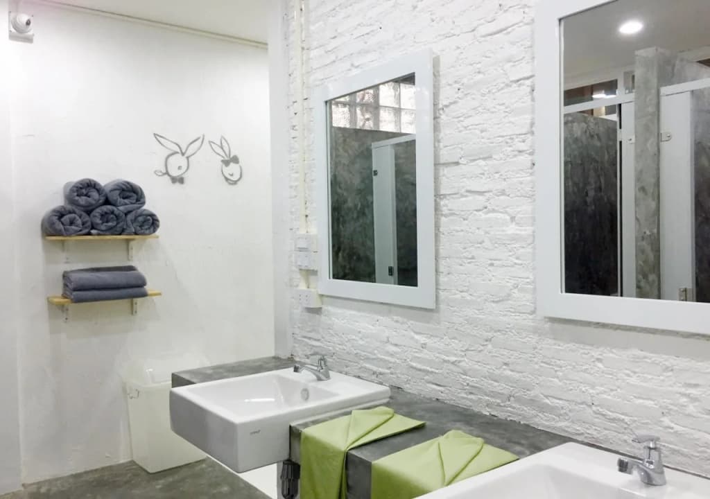 Rabbitat Hostel - photo 7