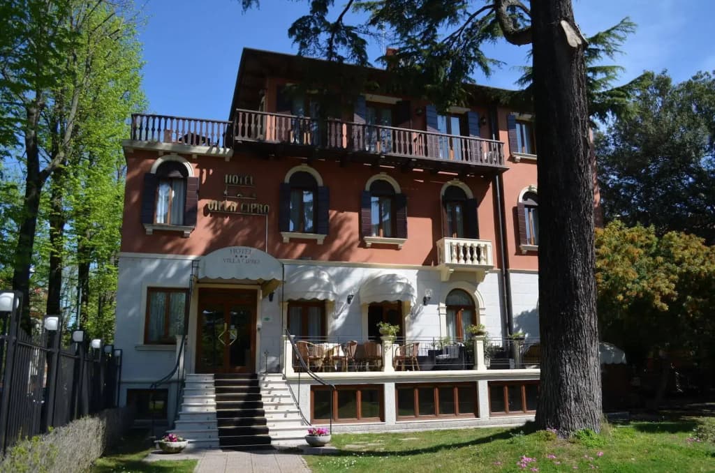 Hotel Villa Cipro - photo 13