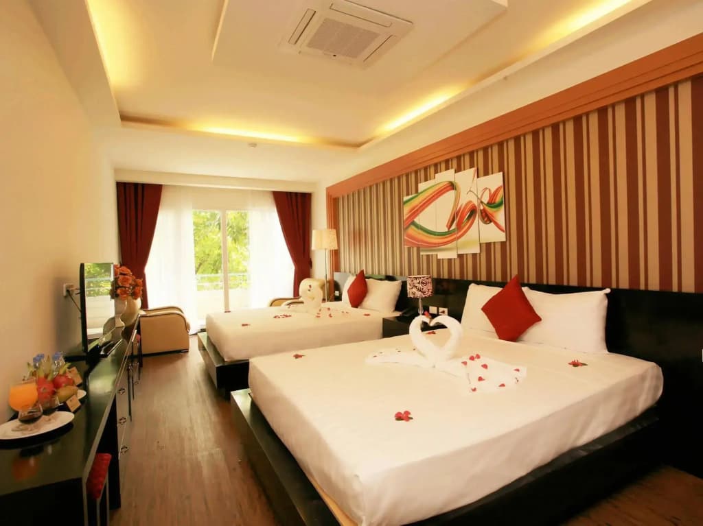 Eclipse Legend Hotel - photo 3