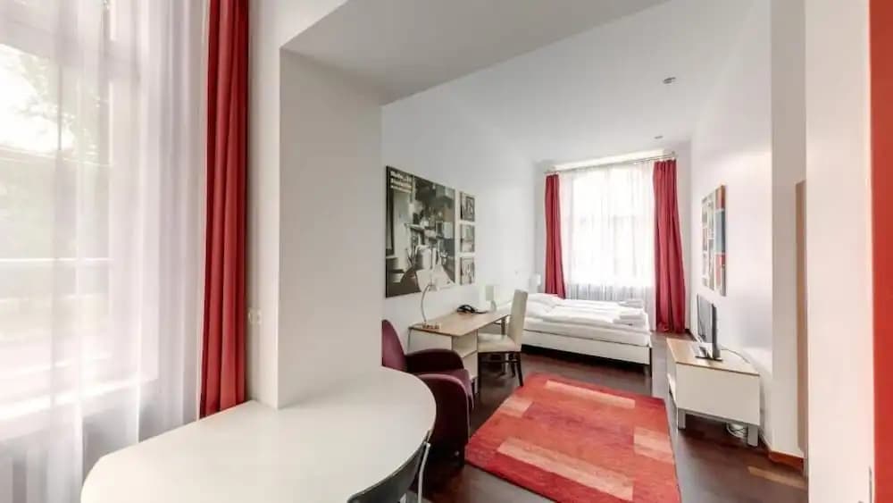 GLS Studio Hotel Berlin - photo 7