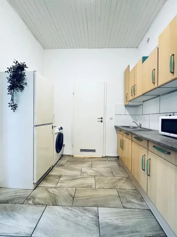 Beautiful Studio Apt Near Rathausplatz - photo 15