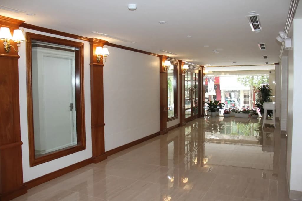 H&H Building - photo 12