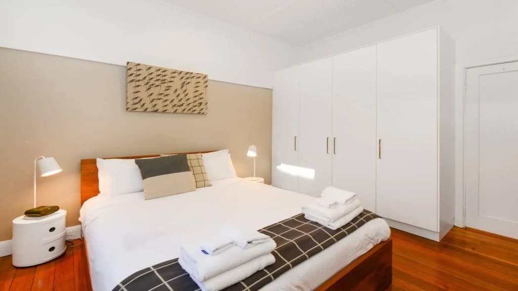 Boutique Stays - Clifton Park - photo 4