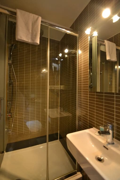 Hyde Park Suites - Apartments - photo 8
