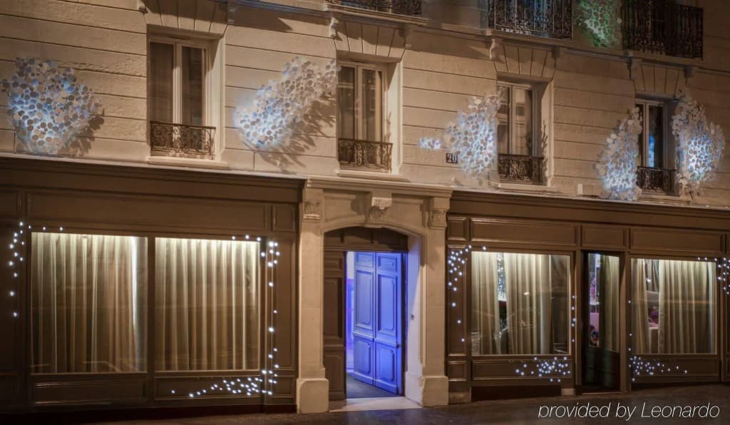 Seven Hotel Paris - photo 1