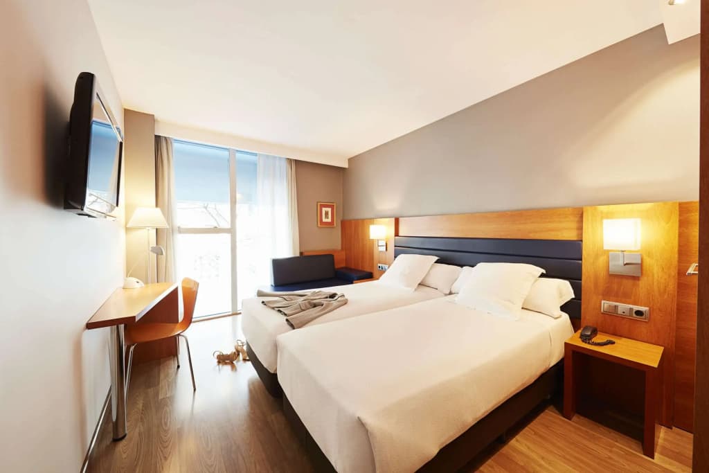 Barcelona Century Hotel - photo 4