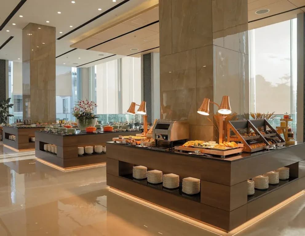 Centre Point Danang Hotel & Residence - photo 12