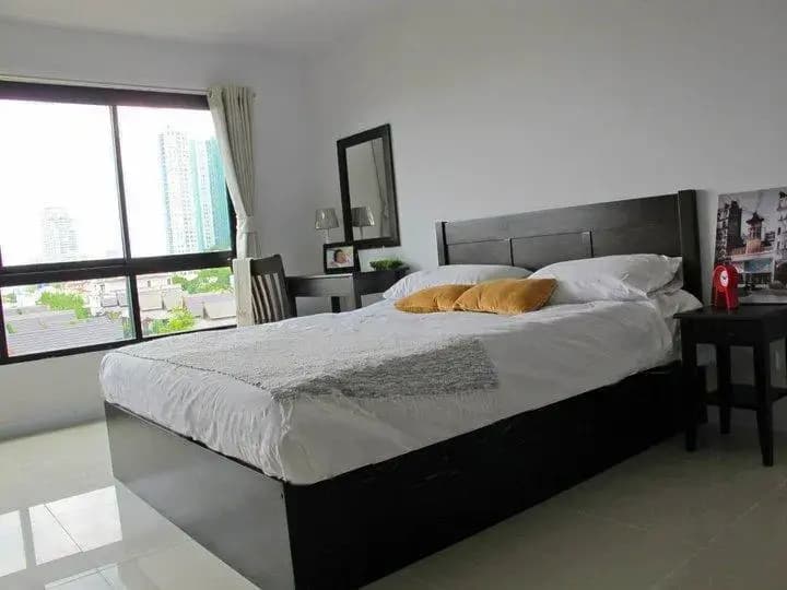 Double Two @ Sathorn - photo 3