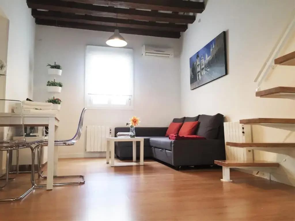 Apartamento atico en Puerta del Sol - photo 12