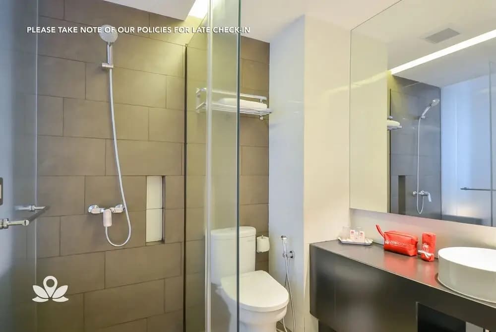 ZEN Premium Mega Kuningan - photo 8