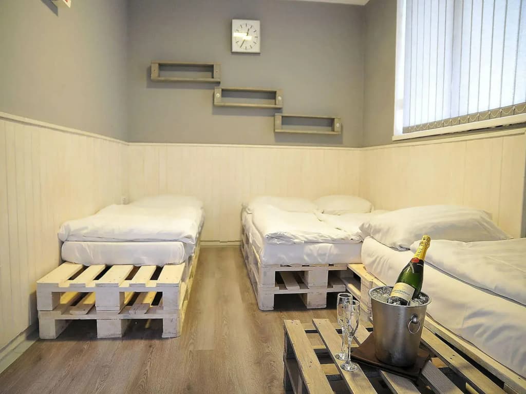 Hostel - With Private Entrance - photo 3