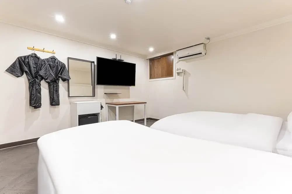 Film37.2 Hotel - photo 6