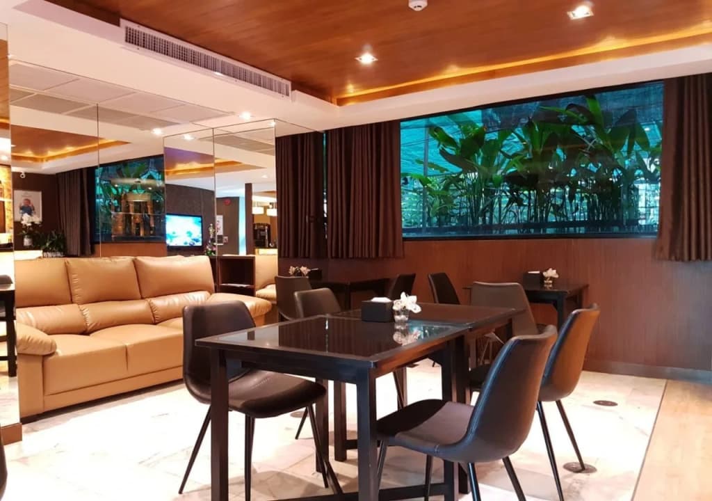 Syama Suite Sukhumvit 20 - photo 18