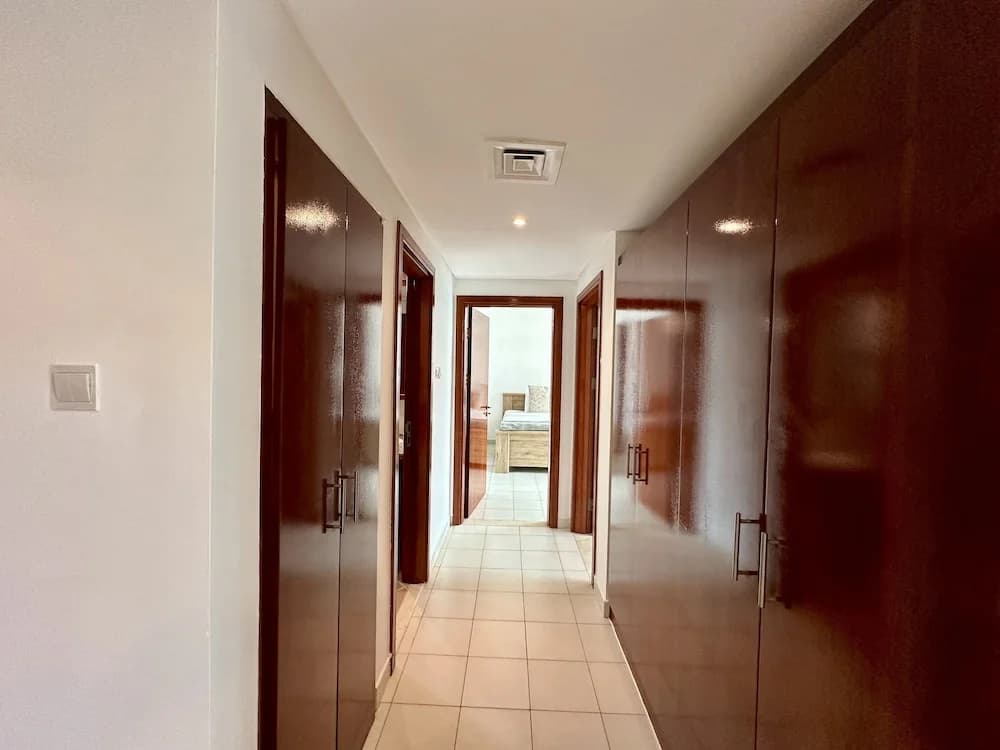 Lux BnB I Una Tower I Lakes View - photo 11
