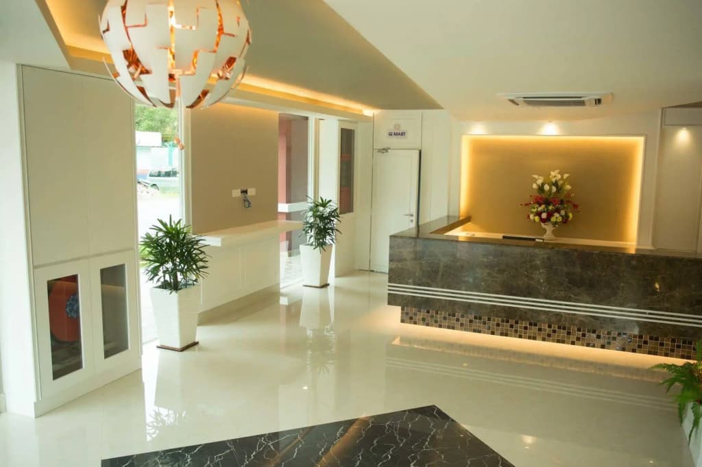 Qlassic Hotel - photo 2