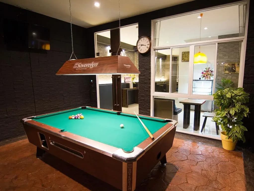 D Box Hostel - photo 20
