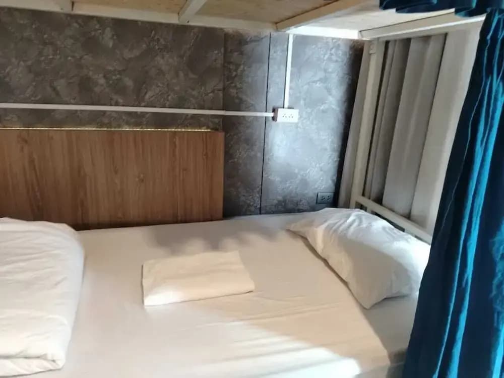 TarTar&Nay Hostel - photo 19