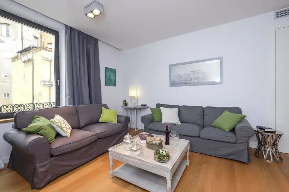 Monti Trendy Apartment - photo 2