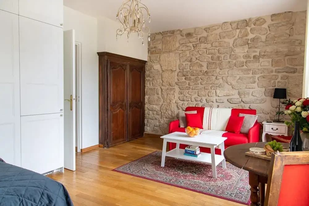 Studio en Isle - Monthly Rental - photo 4