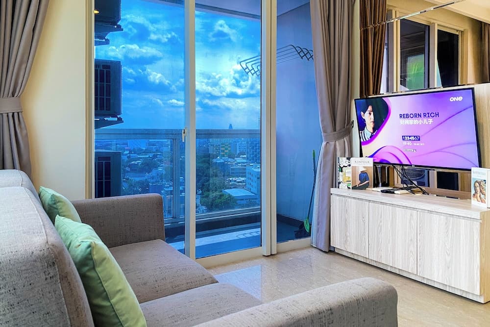 Comfy And Spacious 2Br At Menteng Park Apartment - photo 4
