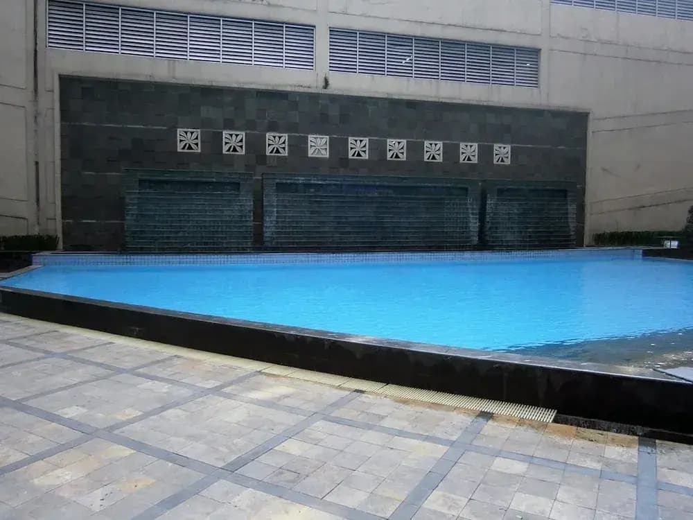 Comfortable 1BR Taman Rasuna Apartment Kuningan near Kota Kasablanka - photo 1