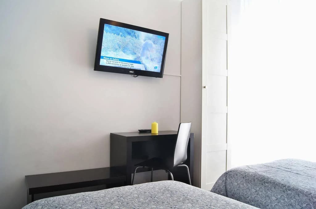 Hostal Cibeles - photo 5