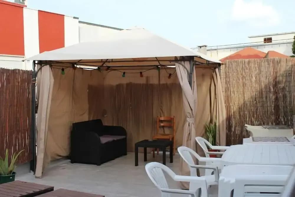 Sweet Dreams Hostel - photo 18