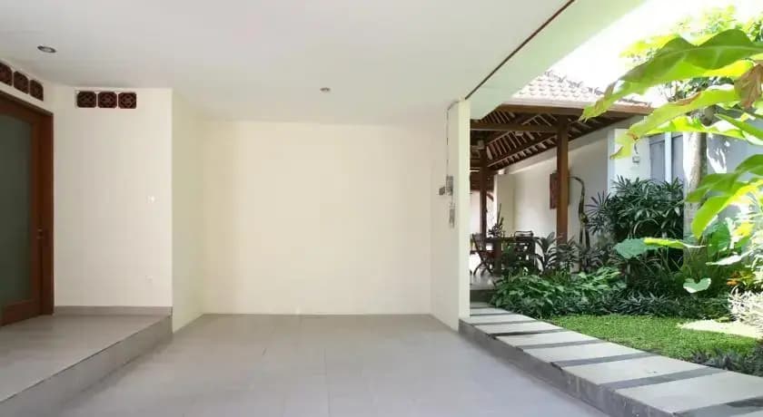Coconut Villa Sanur - photo 5