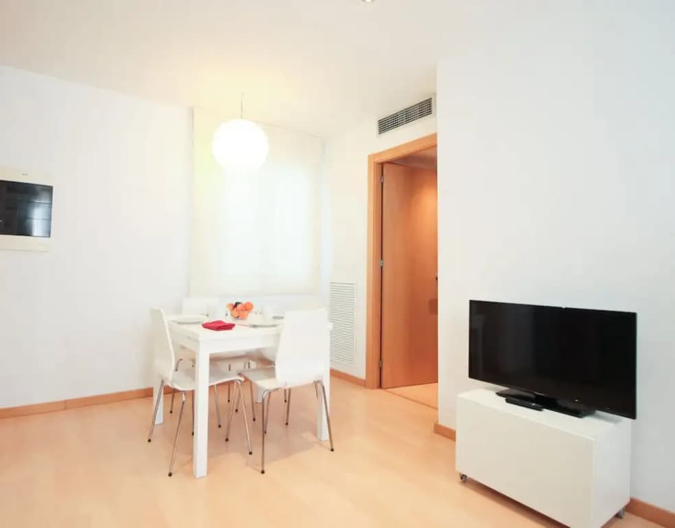 F03 Apartment with private rooftop - main photo