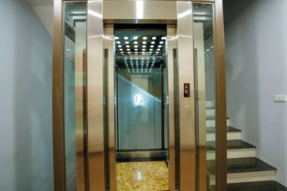 Azoma Hotel - photo 10