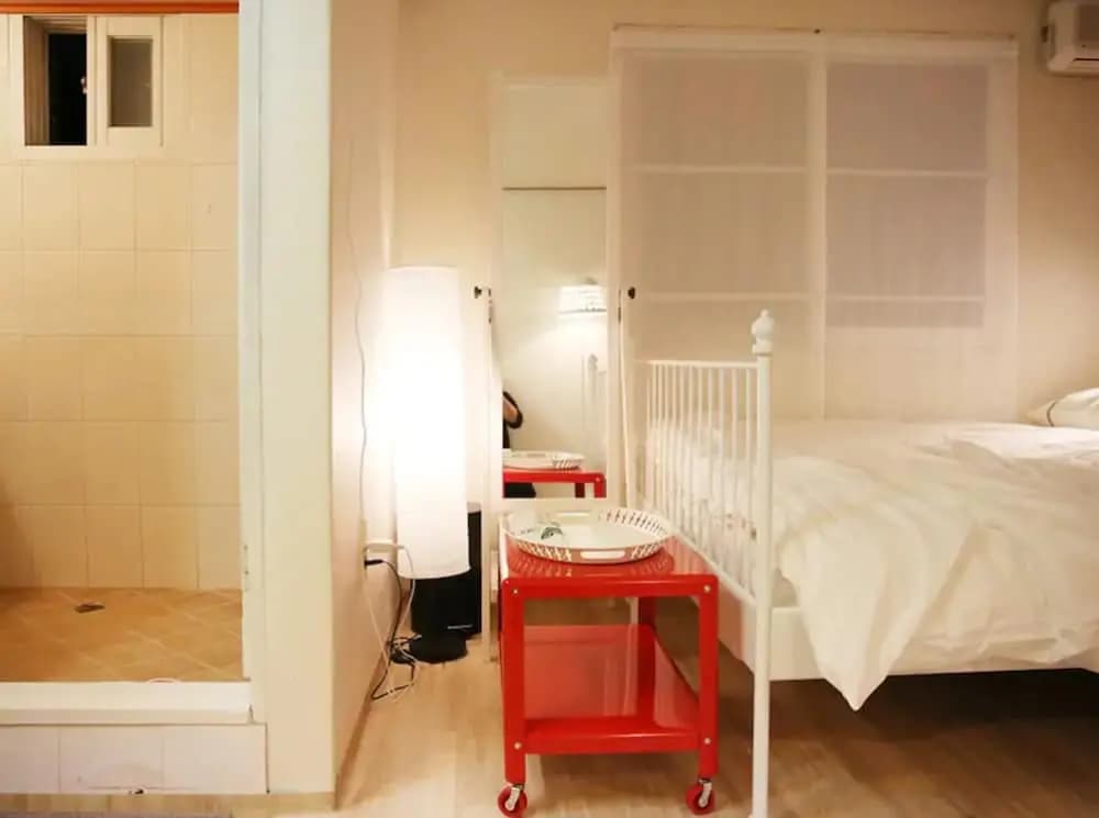 JJ's Studio in Hongdae - photo 26