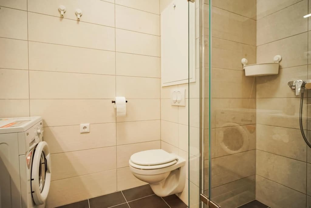 Central Apartment Budapest ~ Roof Terrace/AC/Indoor parking - photo 8