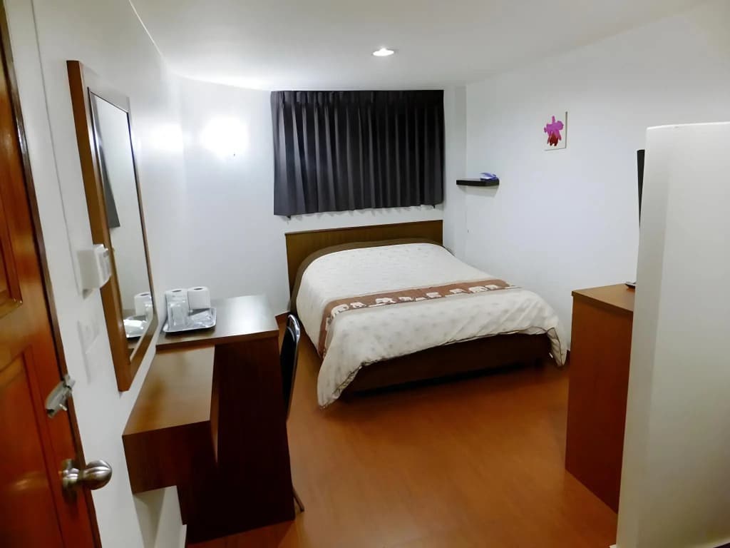 Orchid Inn - photo 12