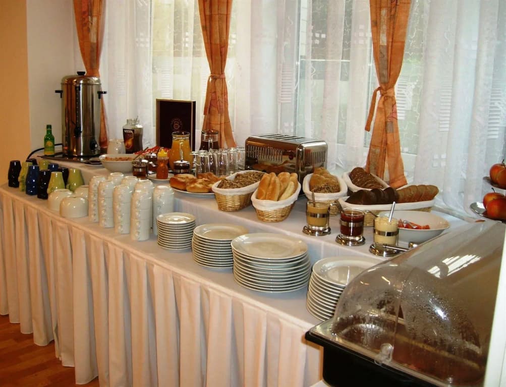Hotel Garni Rambousek - photo 10