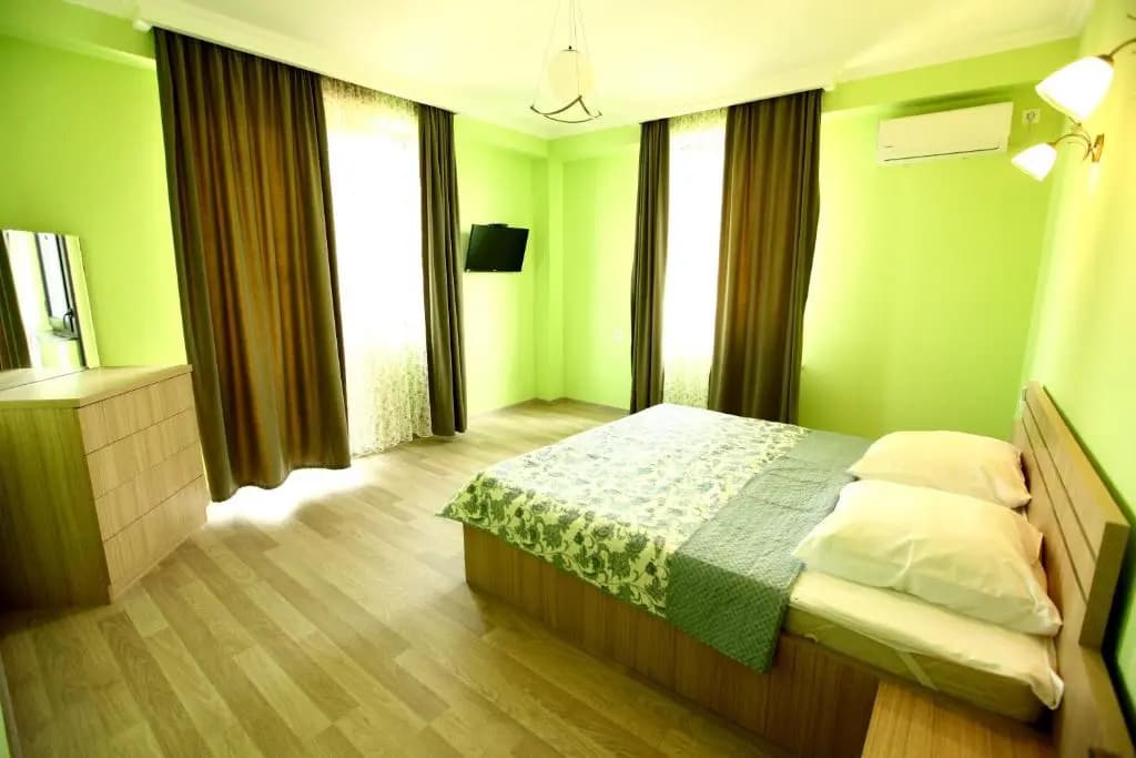 Irakli's rooms - photo 4