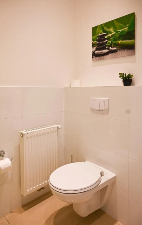 Bright Apartment Mariahilf - photo 8