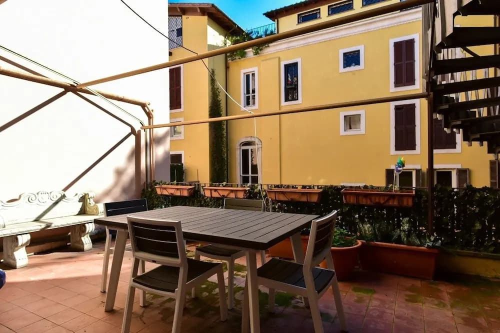 Elite Rome Apartments - photo 14