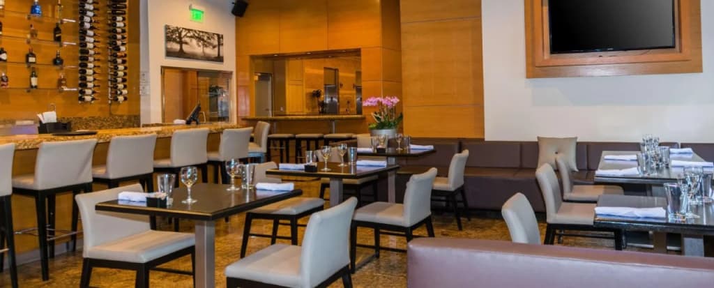 Fortune House Hotel Suites - photo 36