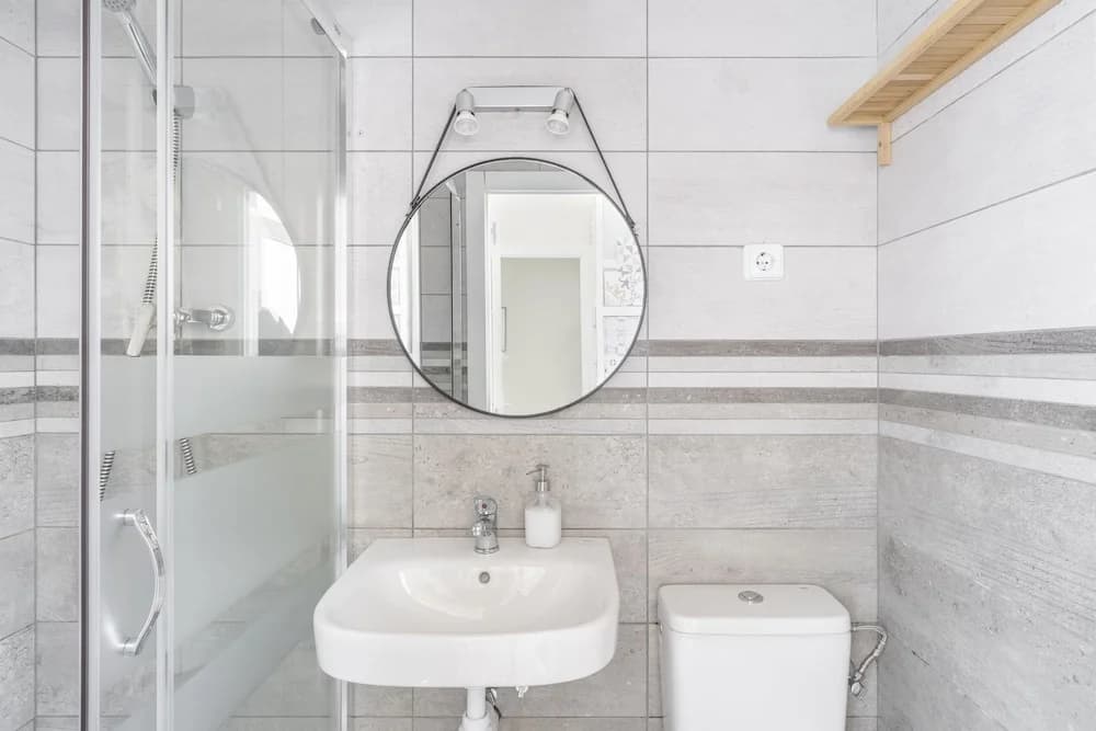 Lovely and Central 4 BR Apartment - photo 7