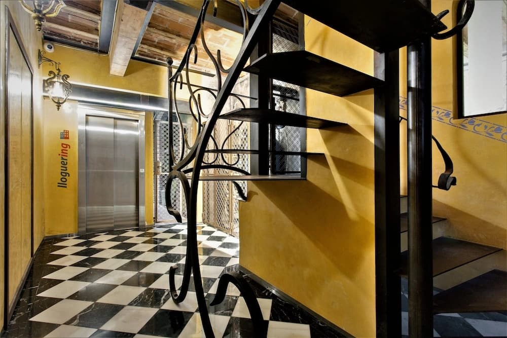 Classic Palau Apartments - photo 11