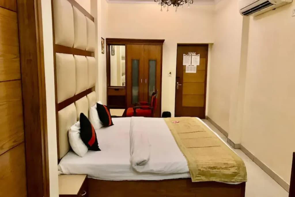 Capital O 10750 Hotel Vivek - photo 22