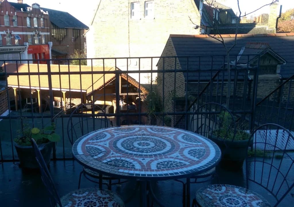 The Furzedown - photo 17