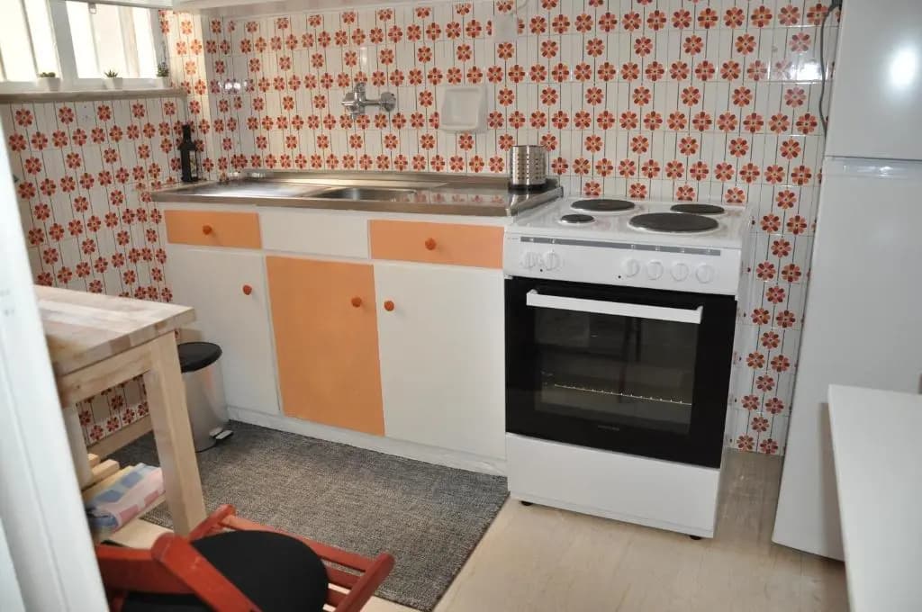 Sunny Apartment with view - photo 4