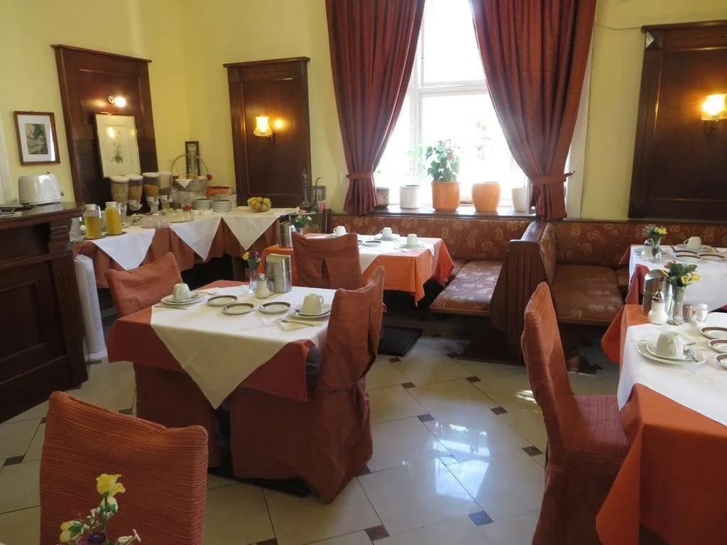Hotel Pension Stadtpark - photo 13